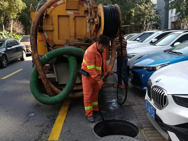 雨湖排污管道清淤